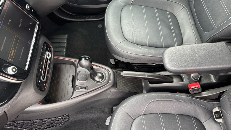 Smart EQ fortwo coupe 60kW EQ Exclusive 17kWh 2dr Auto [22kWCh] Electric Coupe